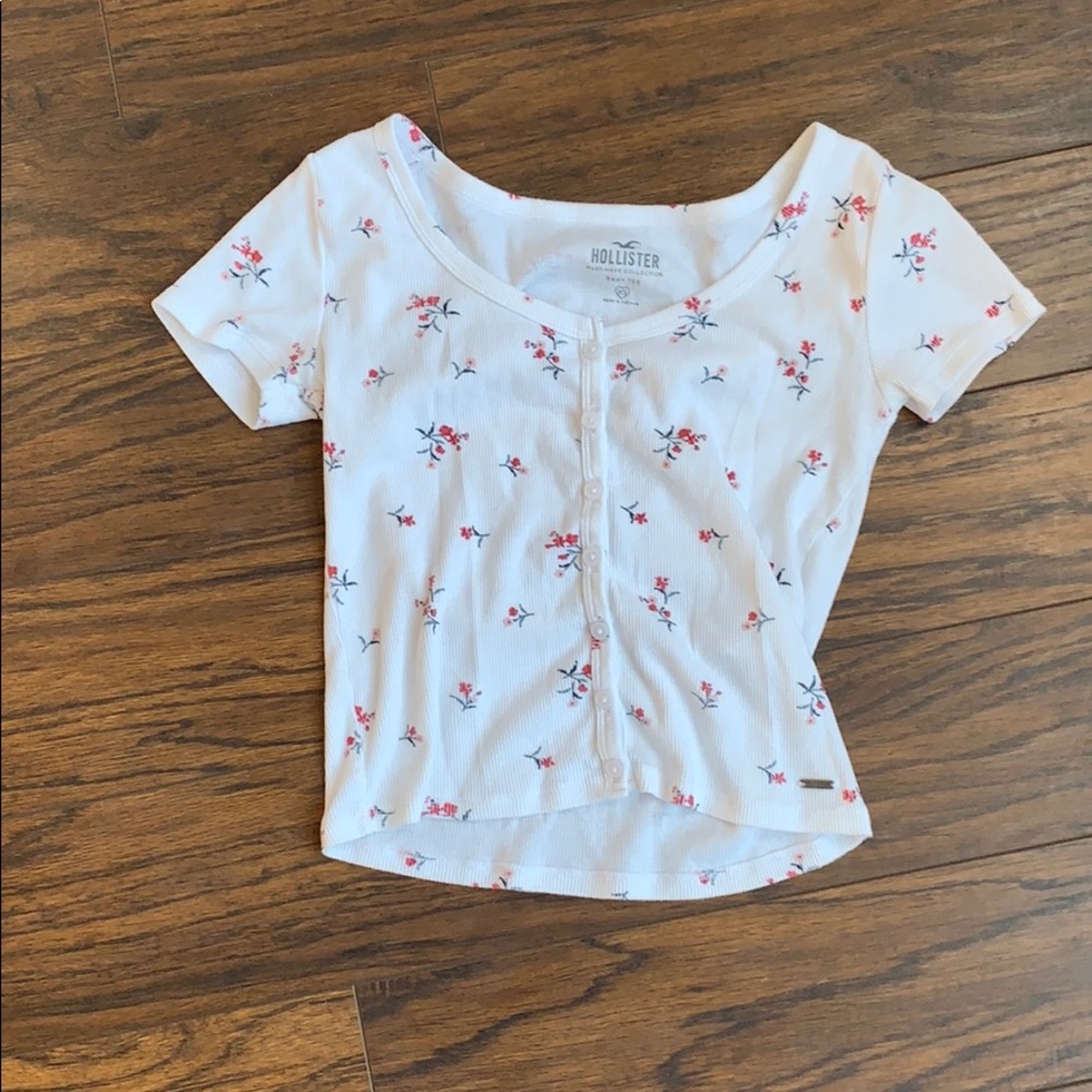 Hollister must have collection